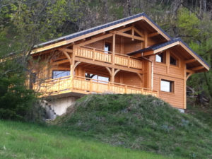 construction bois, construction pinget, construction chalet, construction villas, construction ossature bois, rénovation chalet, rénovation villa, extensions chalet, extension villa, agencement chalet, agencement villa